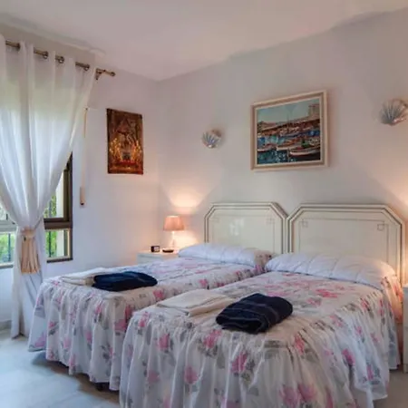 Apartment Las Mimosas Dosul